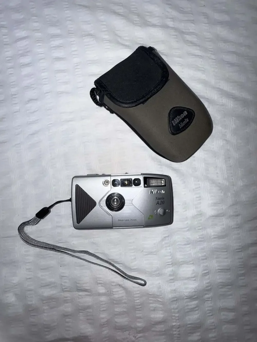 Nikon Nuvis A20 APS Point & Shoot Film Camera & Case Fresh Batteries